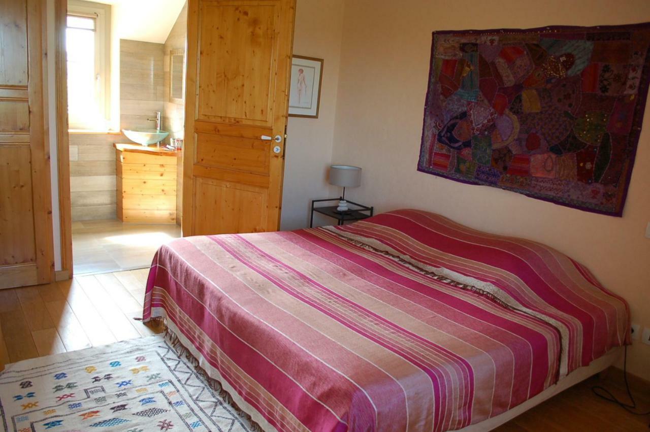 B&B La Maison Des Collines Autour Chambres D'Hotes La Chapelle  Kültér fotó