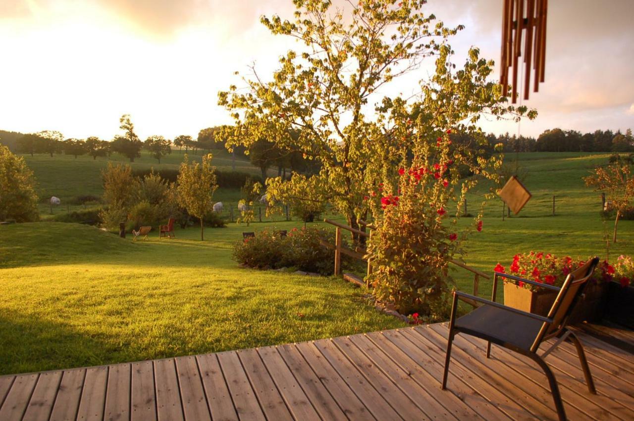 B&B La Maison Des Collines Autour Chambres D'Hotes La Chapelle  Kültér fotó