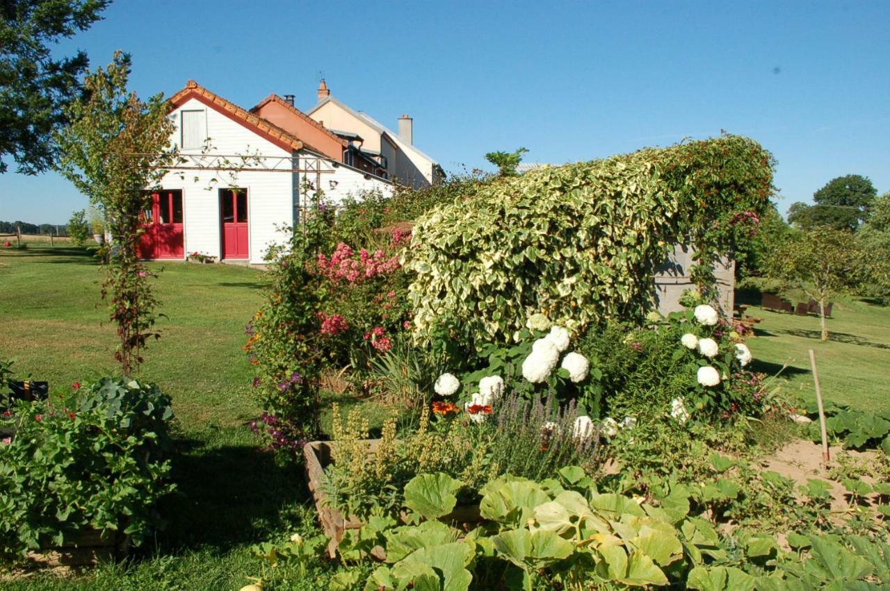 B&B La Maison Des Collines Autour Chambres D'Hotes La Chapelle  Kültér fotó