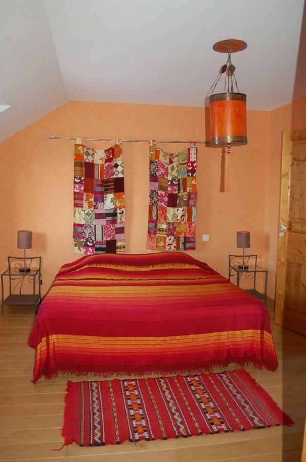 B&B La Maison Des Collines Autour Chambres D'Hotes La Chapelle  Kültér fotó